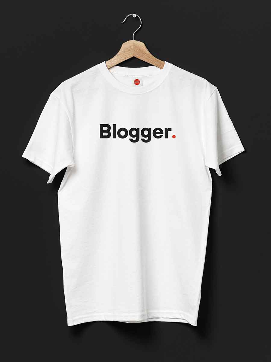 Blogger - Minimalist White Cotton T-Shirt