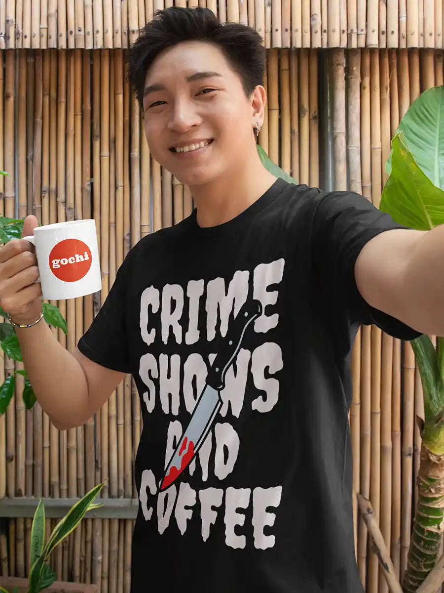 Man wearing Crime shows and Coffee - Black Men's T-Shirt